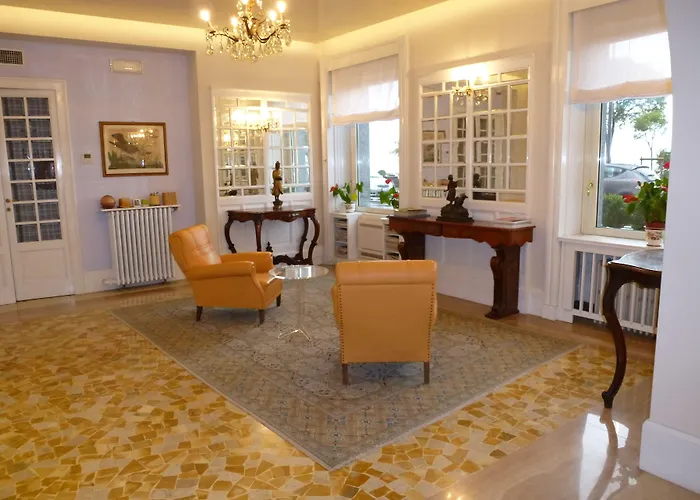 Beau Rivage فندق 3*