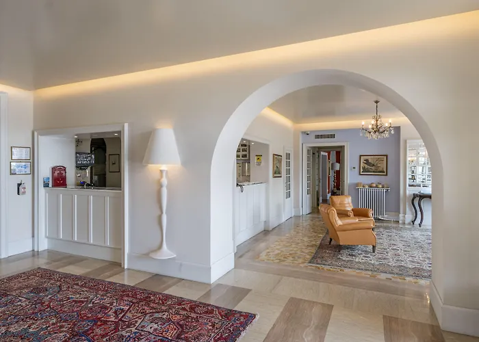 فندق Beau Rivage 3*